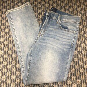 Gap Girlfriend Denim Size 4/27 Medium Indigo Very soft Jeans J134